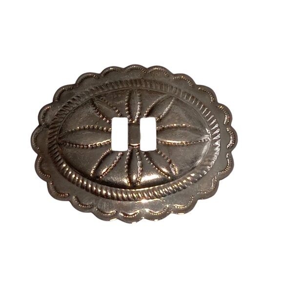๐ฏ 10 for $10 / Oval Concho - Picture 8 of 9